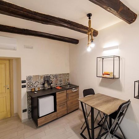 Legno Suite By HouseinNápoly Kültér fotó