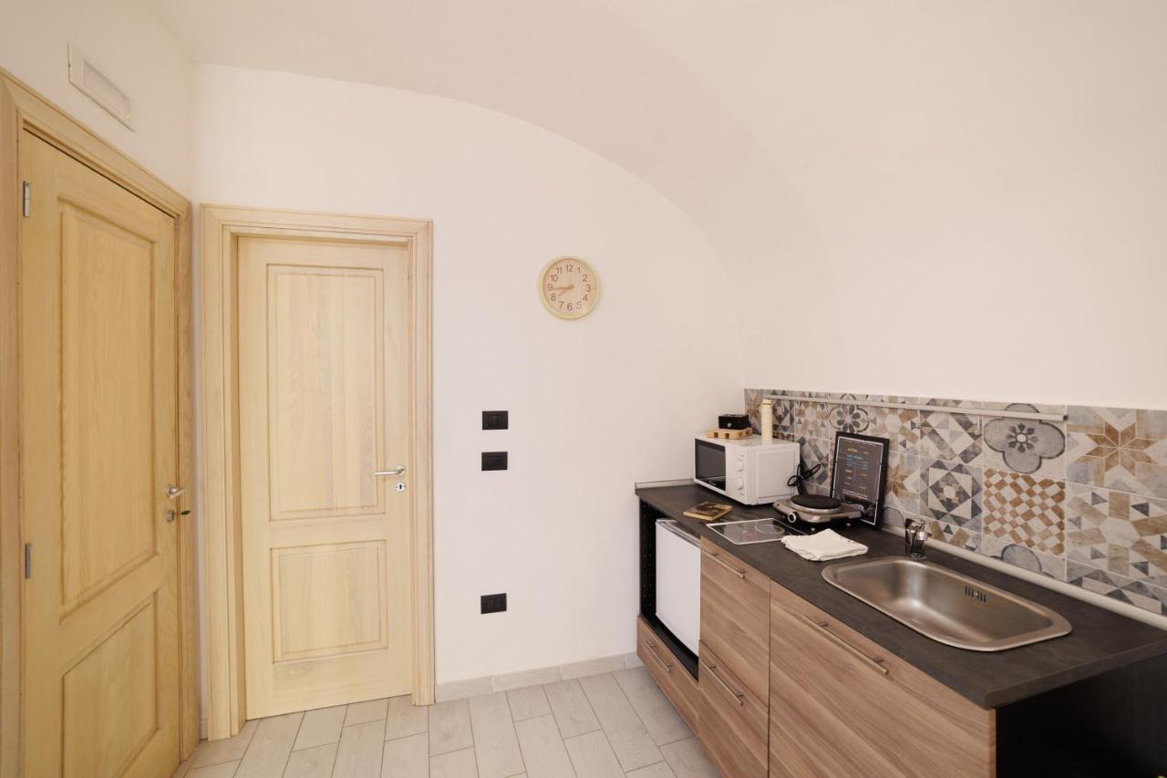 Legno Suite By HouseinNápoly Kültér fotó