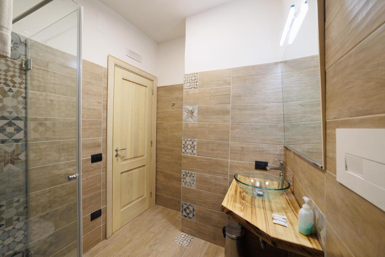 Legno Suite By HouseinNápoly Kültér fotó