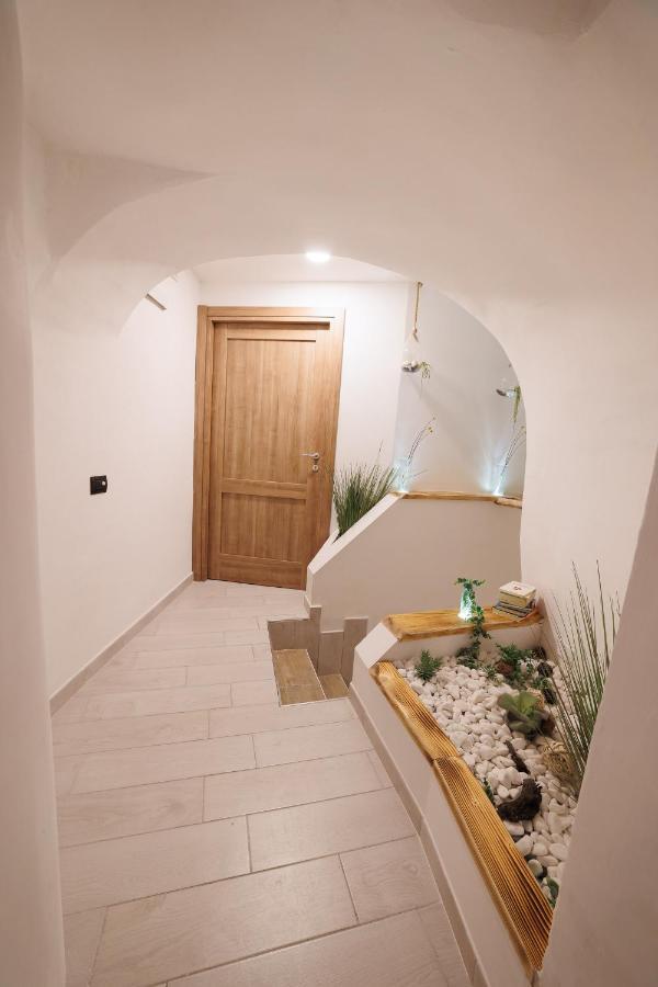 Legno Suite By HouseinNápoly Kültér fotó