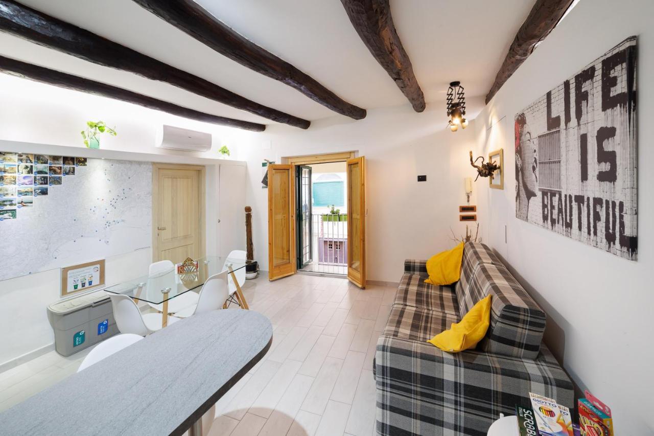 Legno Suite By HouseinNápoly Kültér fotó