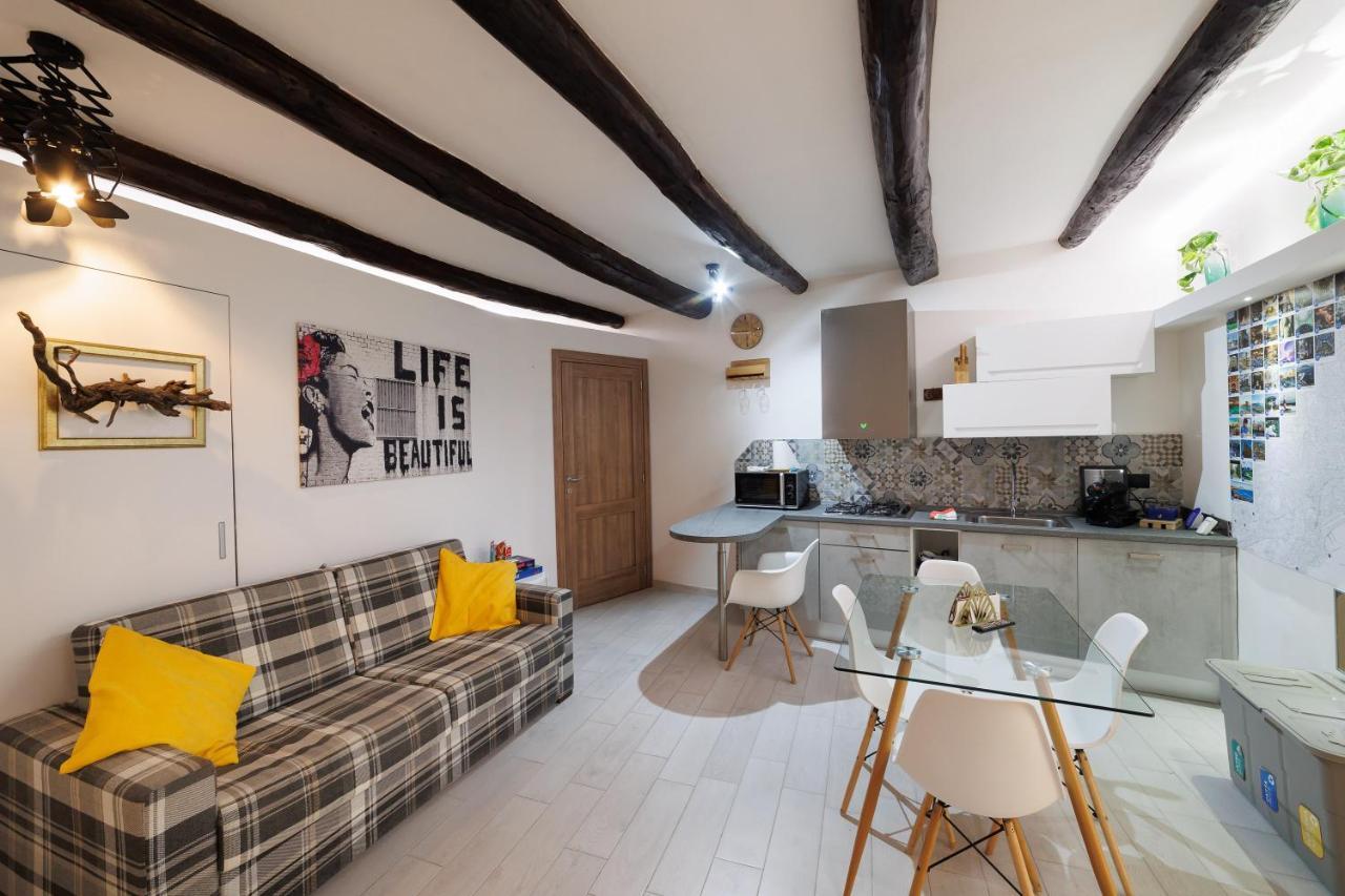 Legno Suite By HouseinNápoly Kültér fotó