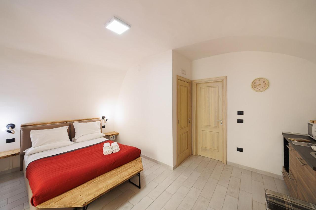 Legno Suite By HouseinNápoly Kültér fotó